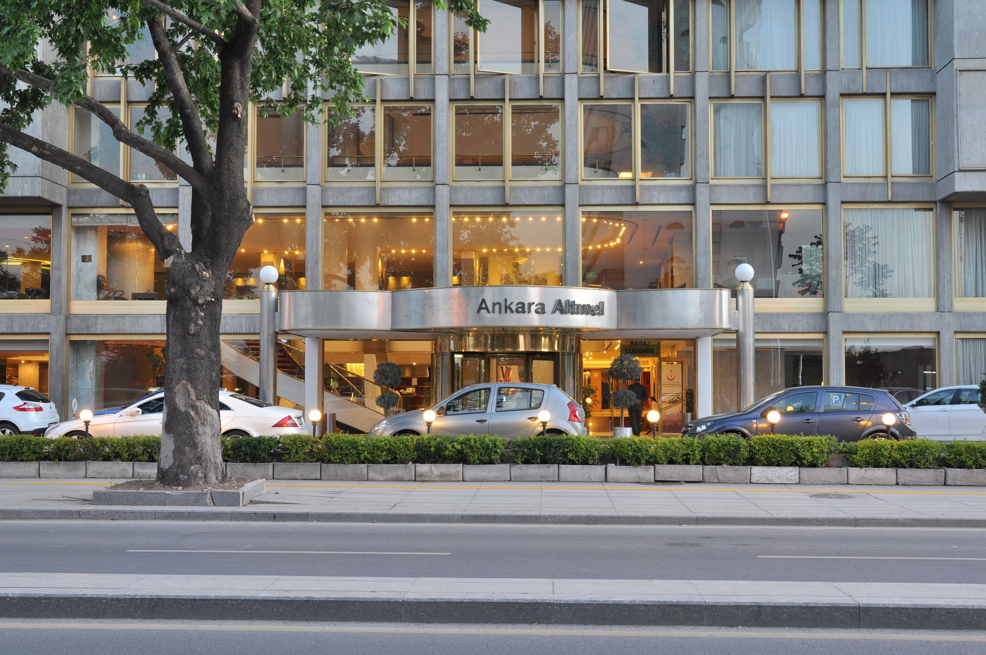Altinel Ankara Hotel & Convention Center Екстер'єр фото